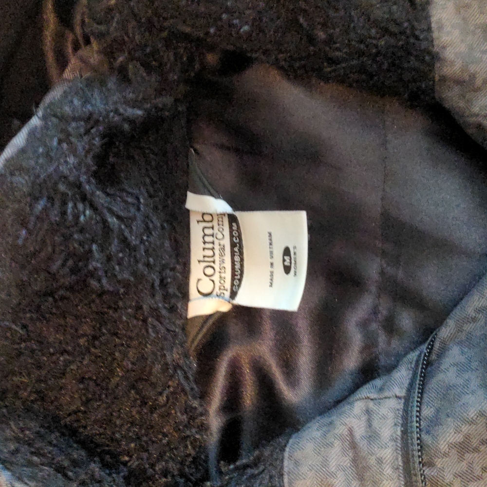 Columbia Winter Jacket - Picture 2 of 5